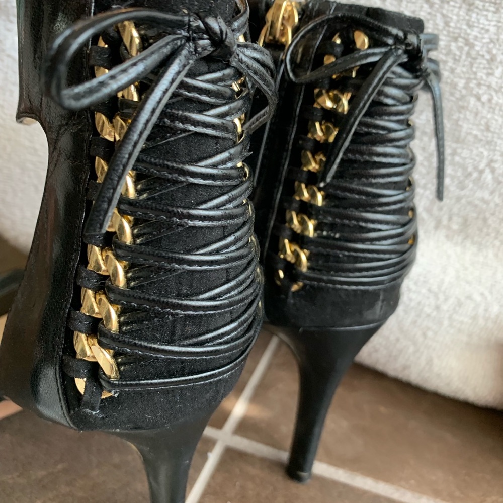 Beautiful Nine West cocktail high heeled shoes 7’”